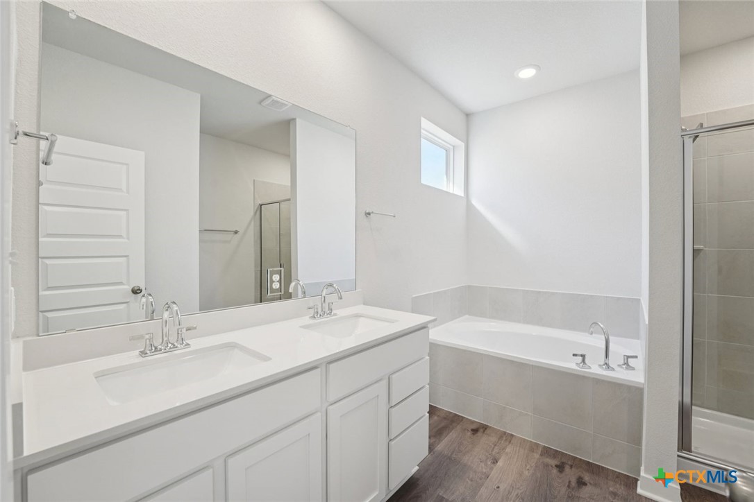 5505 Botticelli Drive Property Photo 10