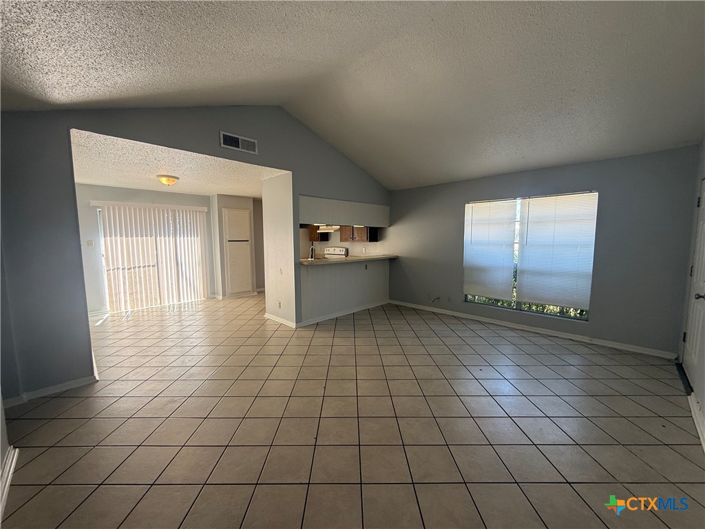 102 Cockerham Street B Property Photo 1