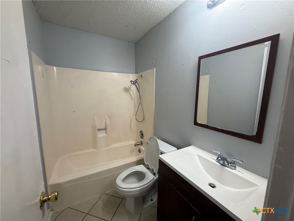 102 Cockerham Street B Property Photo 11