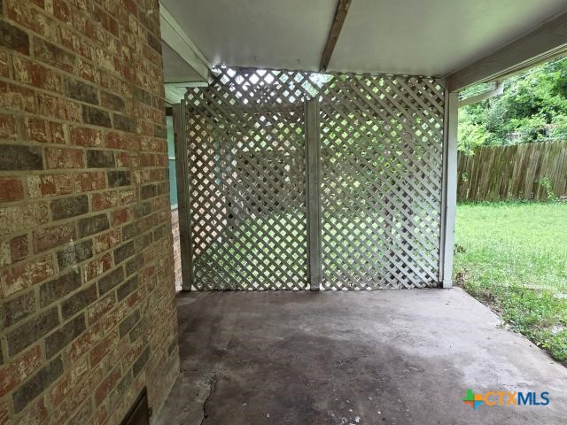 616 Allen Street Property Photo 3