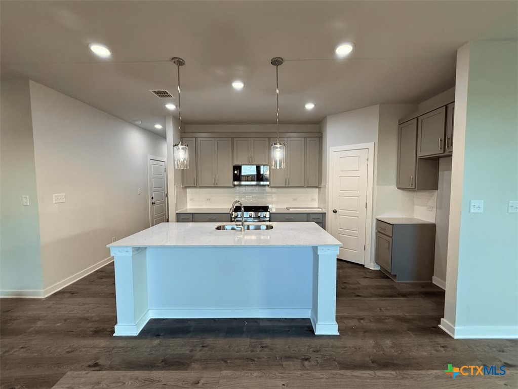 12029 Ellena Cove Property Photo 4