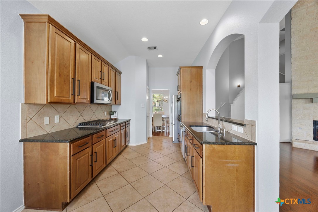 21001 Haddington Cove Property Photo 14