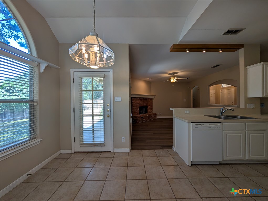 947 River Rock Property Photo 15