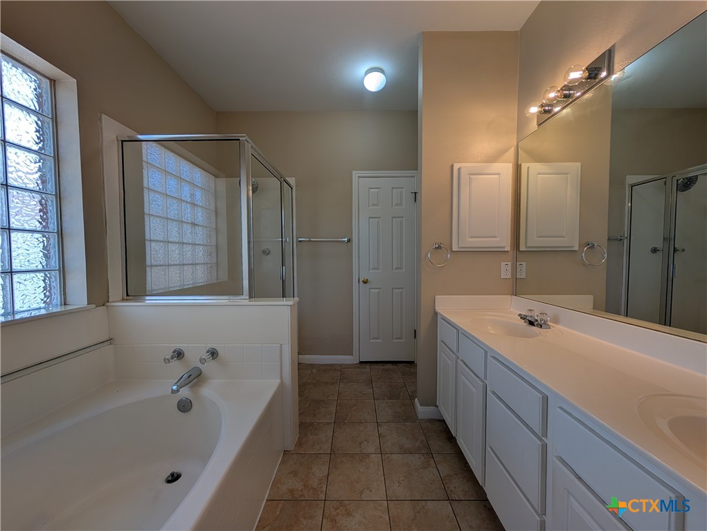 947 River Rock Property Photo 22