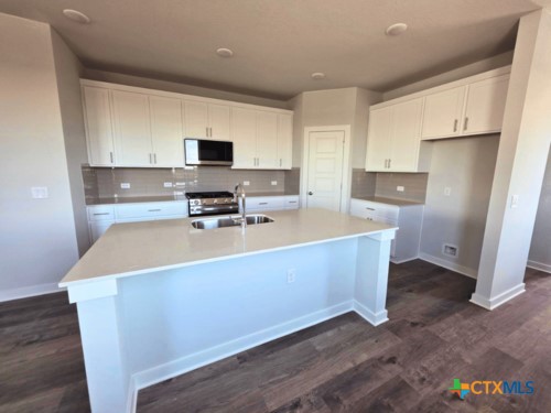 10941 Tallsalt Drive Property Photo 4