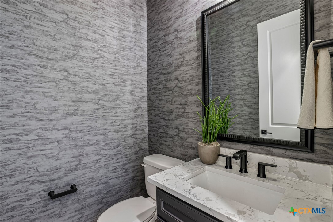 325 Ridgeway Drive Property Photo 18