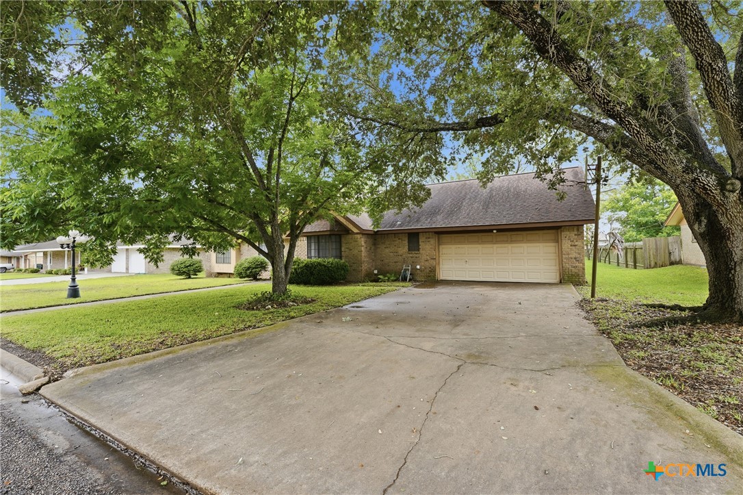 214 E Montana Drive Property Photo 36
