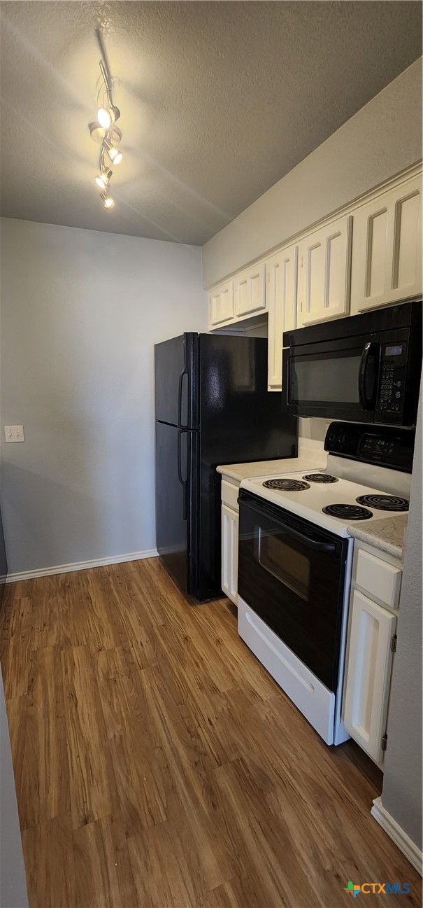1202 Thorpe Lane 408 Property Photo 3