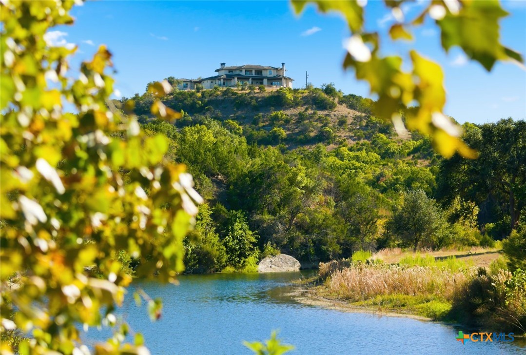 615581 Property Photo 1