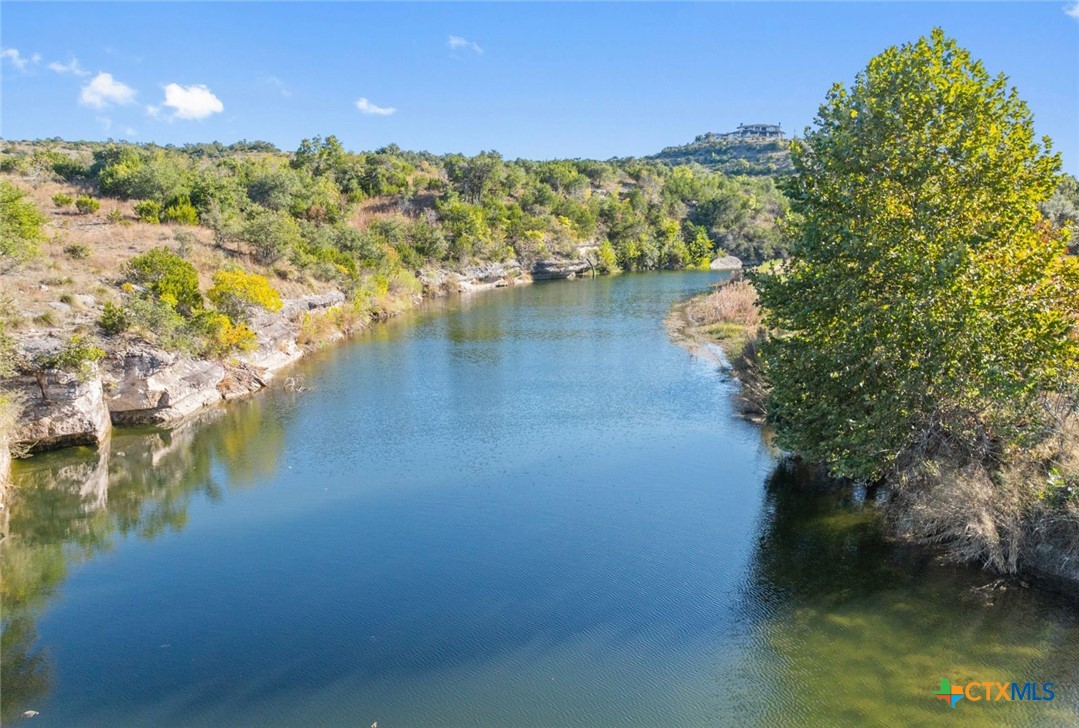 615581 Property Photo 2
