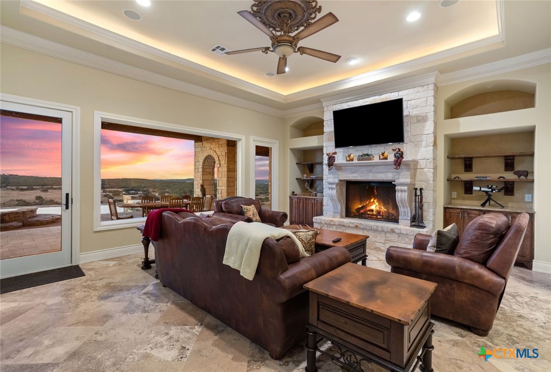 615581 Property Photo 19