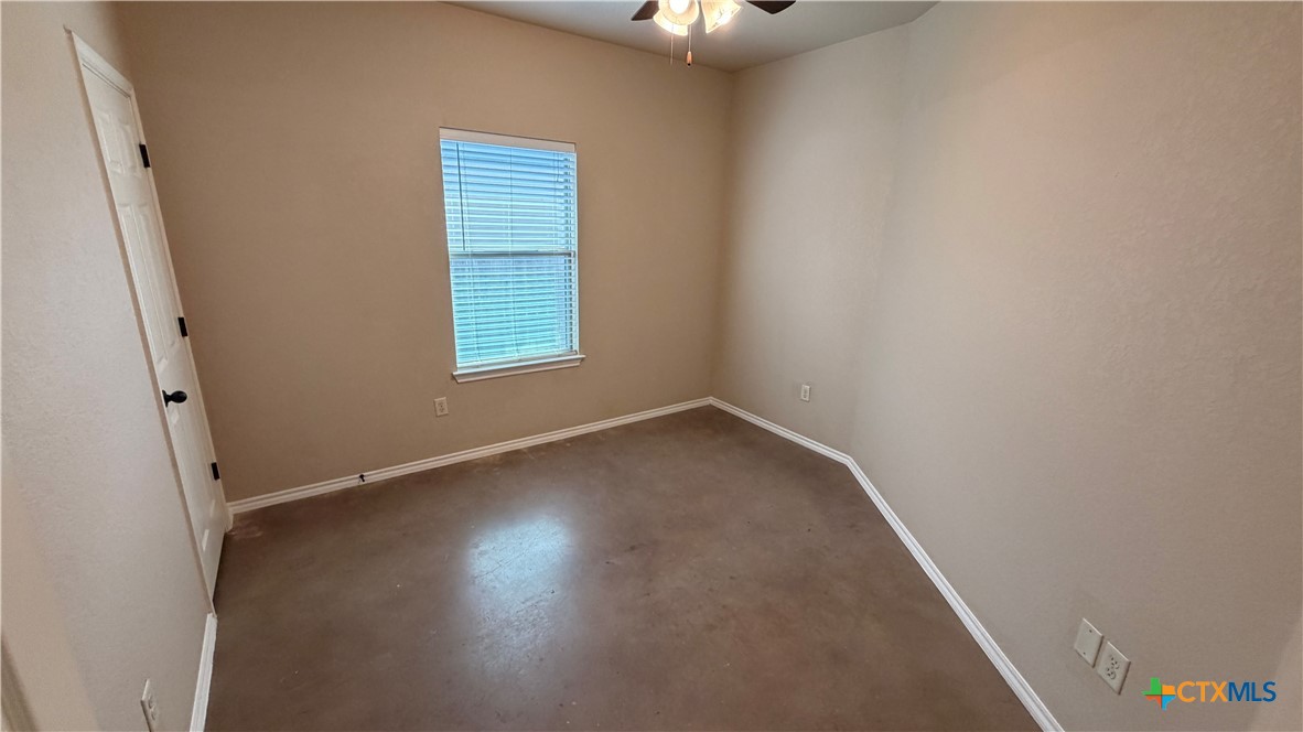 708 Saengerhalle Road Property Photo 17