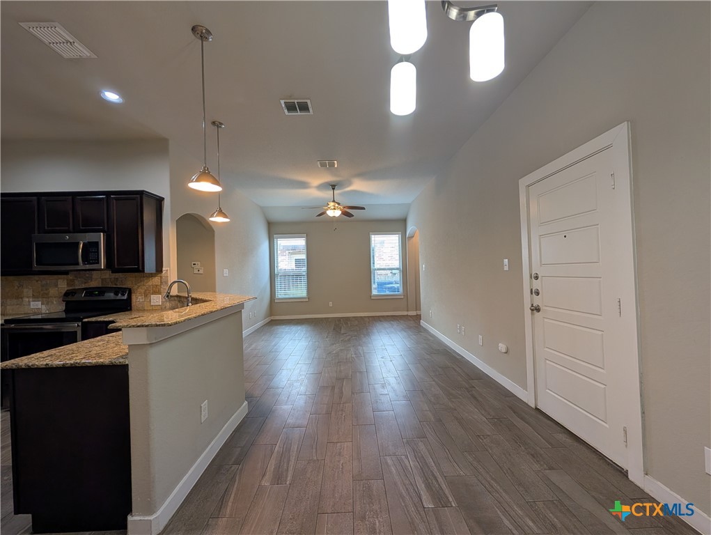 549 Creekside Forest Property Photo 9