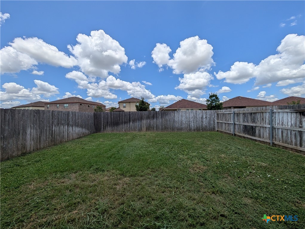 549 Creekside Forest Property Photo 30