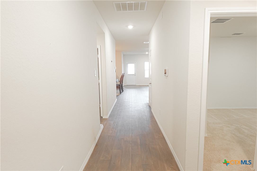 348 Desert Willow Property Photo 4