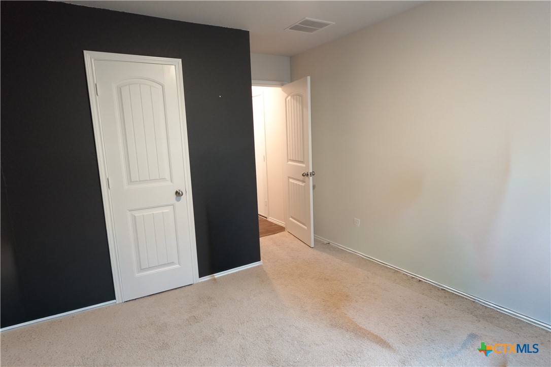 348 Desert Willow Property Photo 7