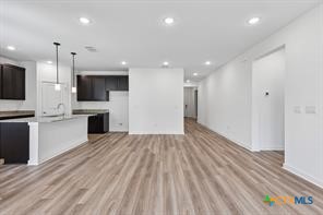 310 Romans Road Property Photo 6