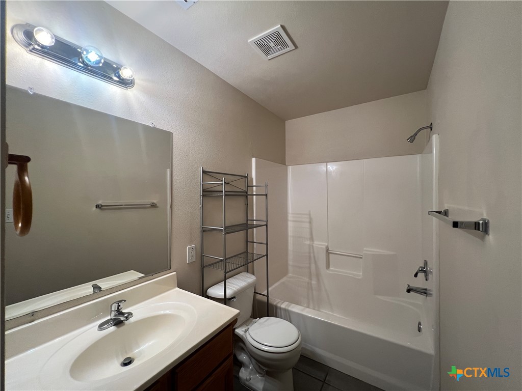 239 Rosalie Drive B Property Photo 13