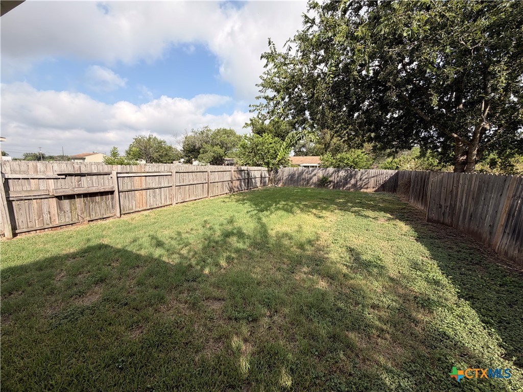 239 Rosalie Drive B Property Photo 17