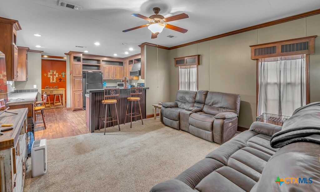 1176 Blue Cut Road Property Photo 2