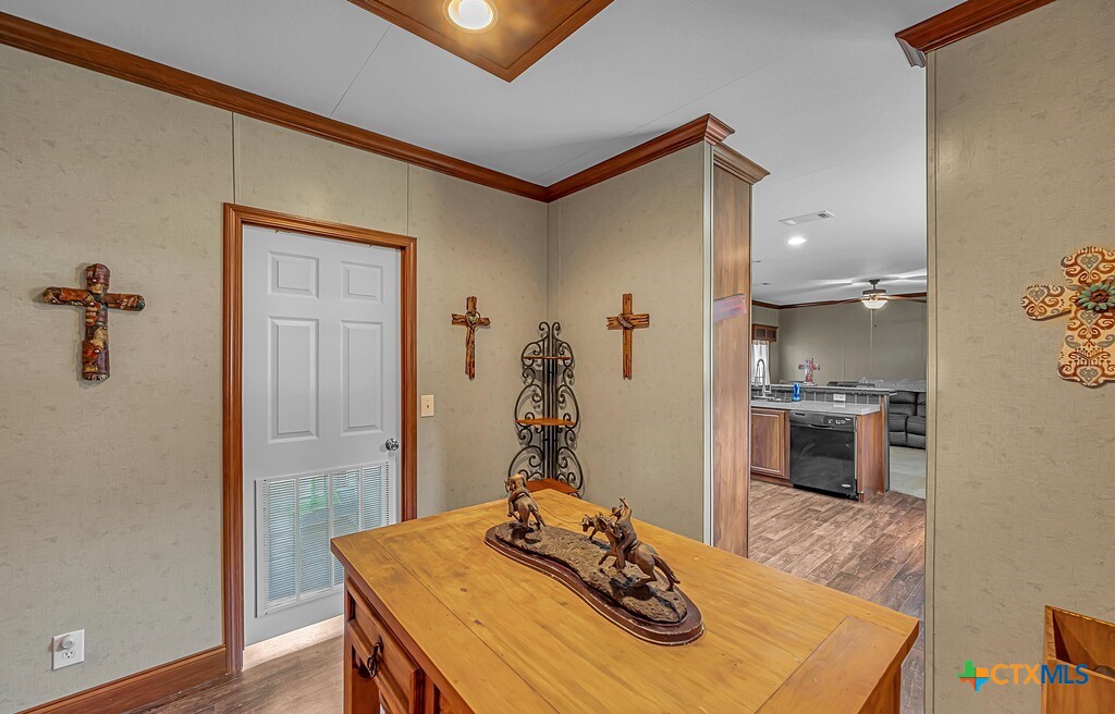 1176 Blue Cut Road Property Photo 12
