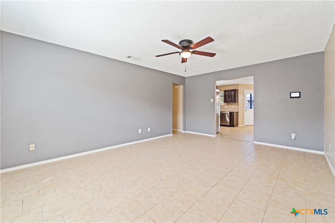 303 Carly Drive Property Photo 4