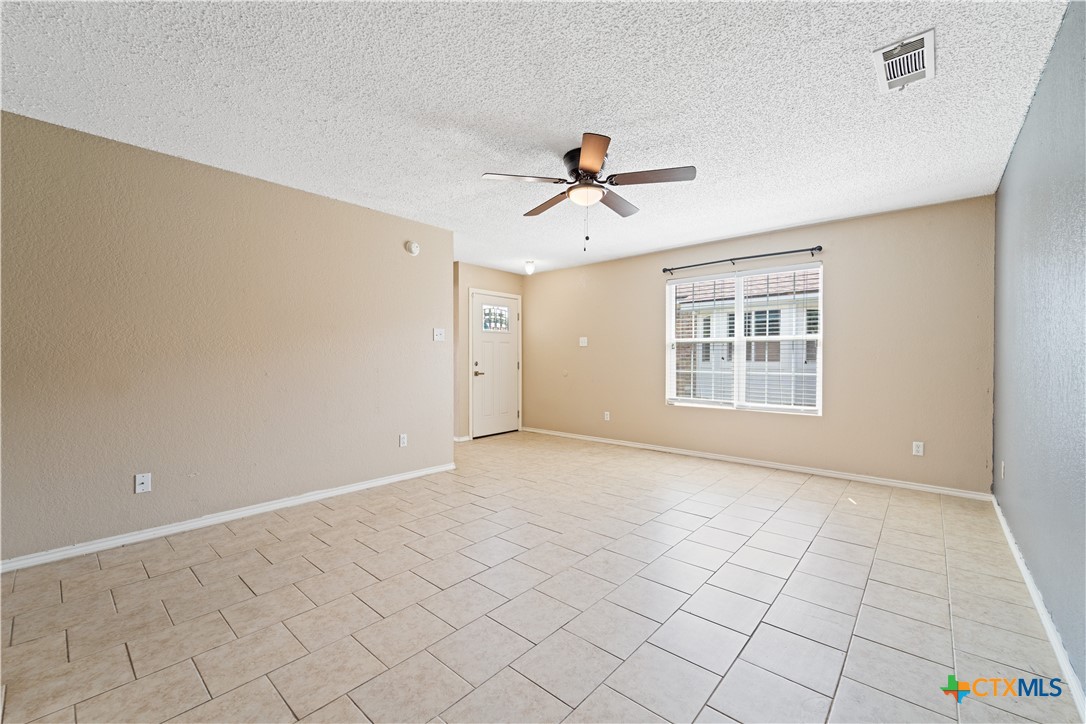 303 Carly Drive Property Photo 5