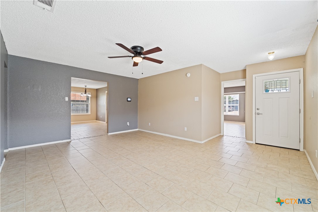 303 Carly Drive Property Photo 6