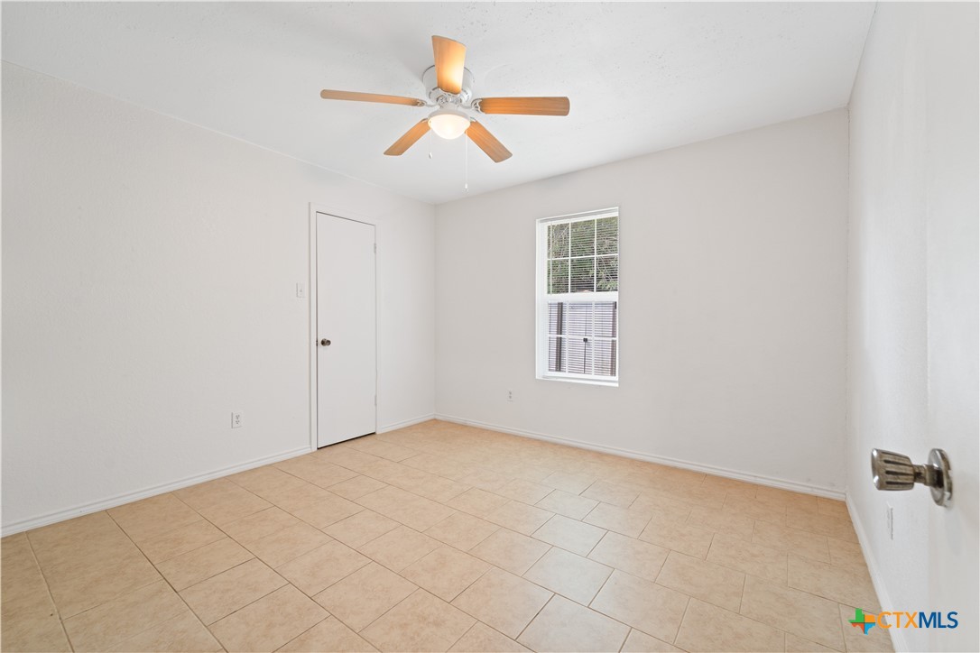 303 Carly Drive Property Photo 20