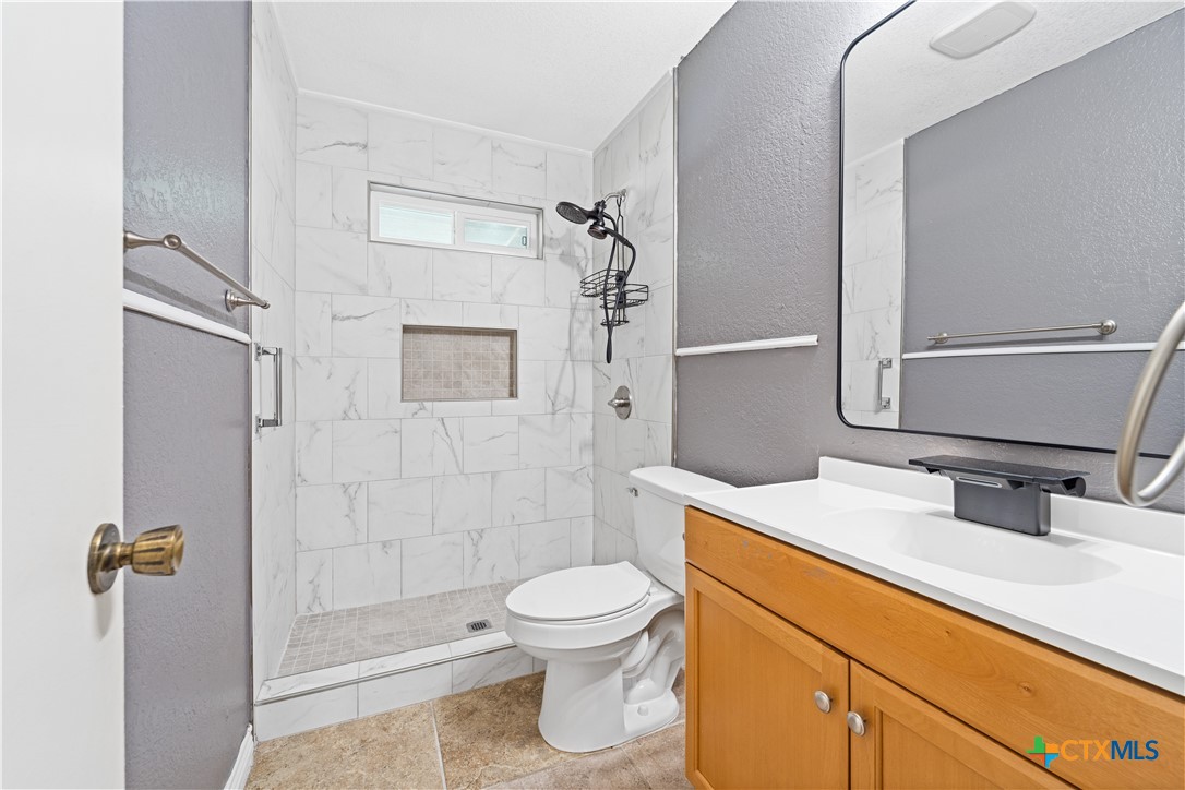 303 Carly Drive Property Photo 22