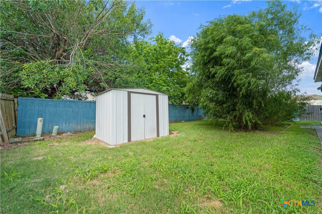 303 Carly Drive Property Photo 25
