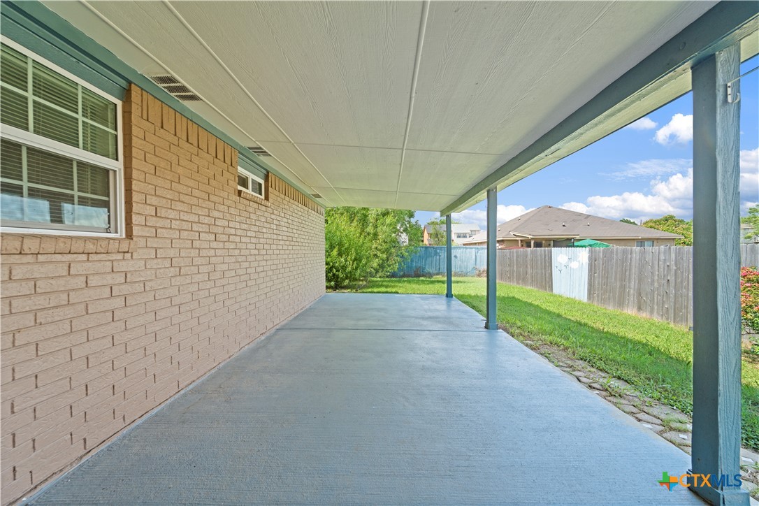 303 Carly Drive Property Photo 27