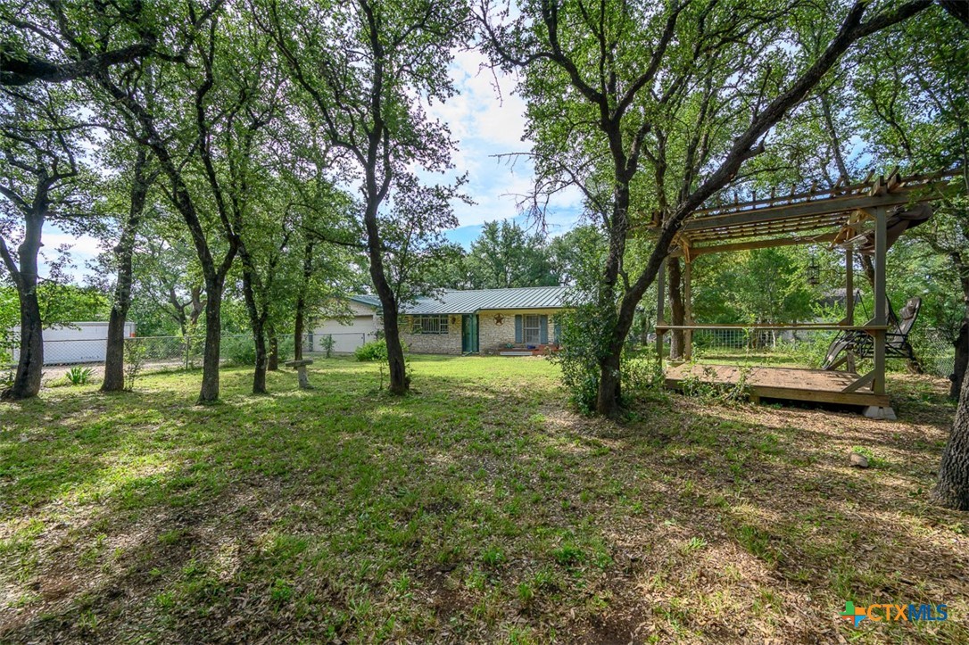 404 Roadrunner Lane Property Photo 1