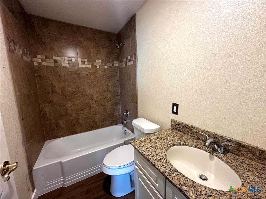 725 Hard Luck Road Property Photo 7