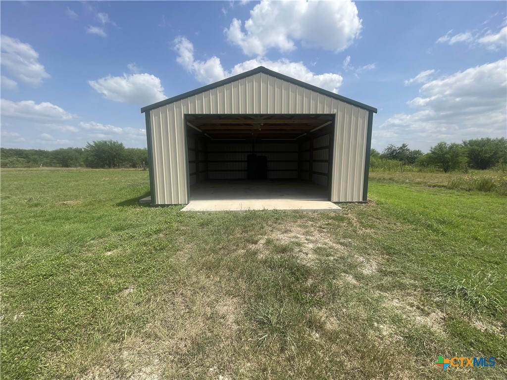 4601 S Old Bastrop Highway Property Photo 6