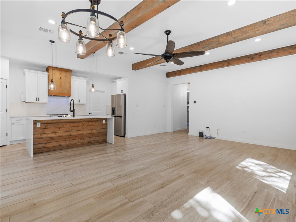 1463 Bonnyview Drive Property Photo 12