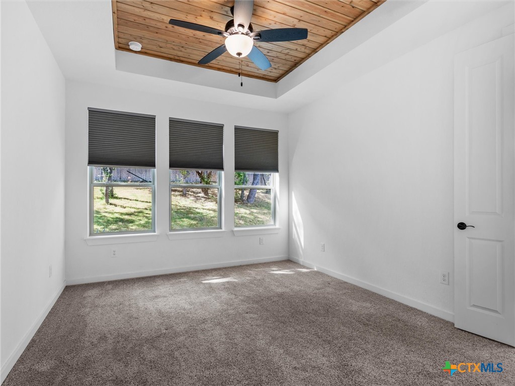 1463 Bonnyview Drive Property Photo 14