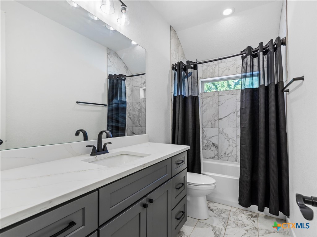 1463 Bonnyview Drive Property Photo 23