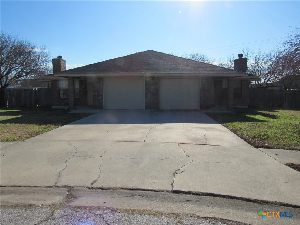 3004 Honeysuckle Circle A Property Photo 1