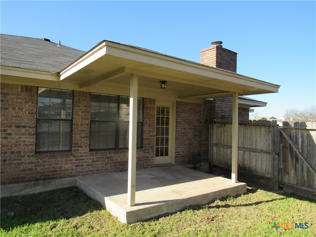 3004 Honeysuckle Circle A Property Photo 19