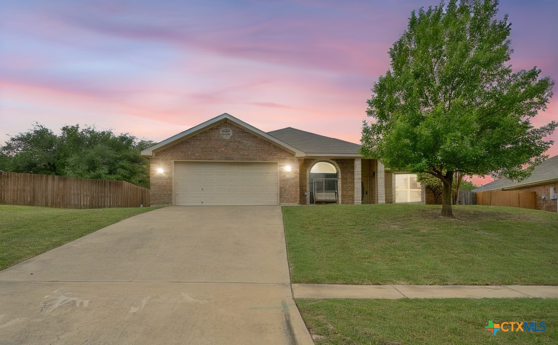 4909 Bronze Drive Property Photo 1