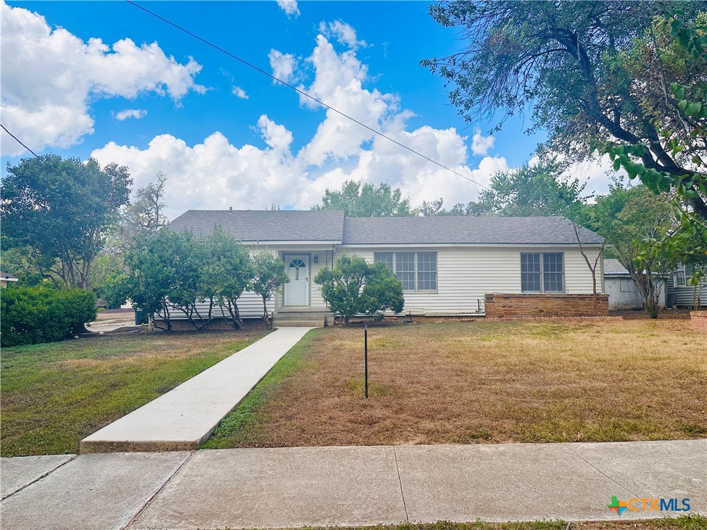 726 W San Antonio Street Property Photo 1