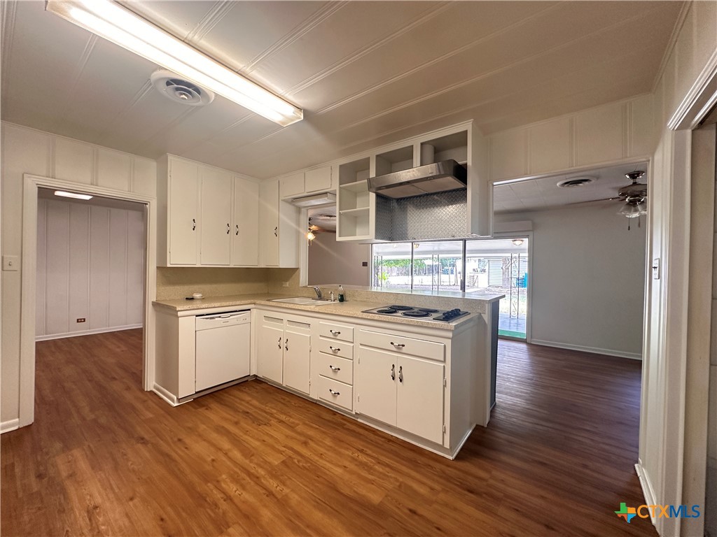 726 W San Antonio Street Property Photo 8