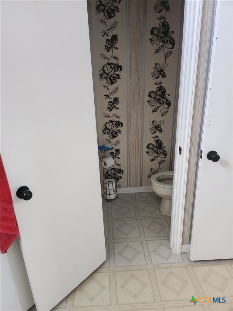 1905 Twilight Drive Property Photo 5
