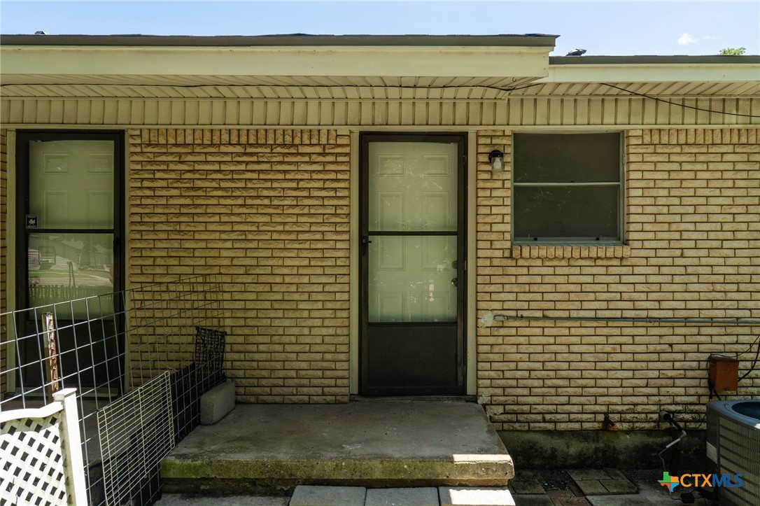 602 Highway Avenue A-b Property Photo 33