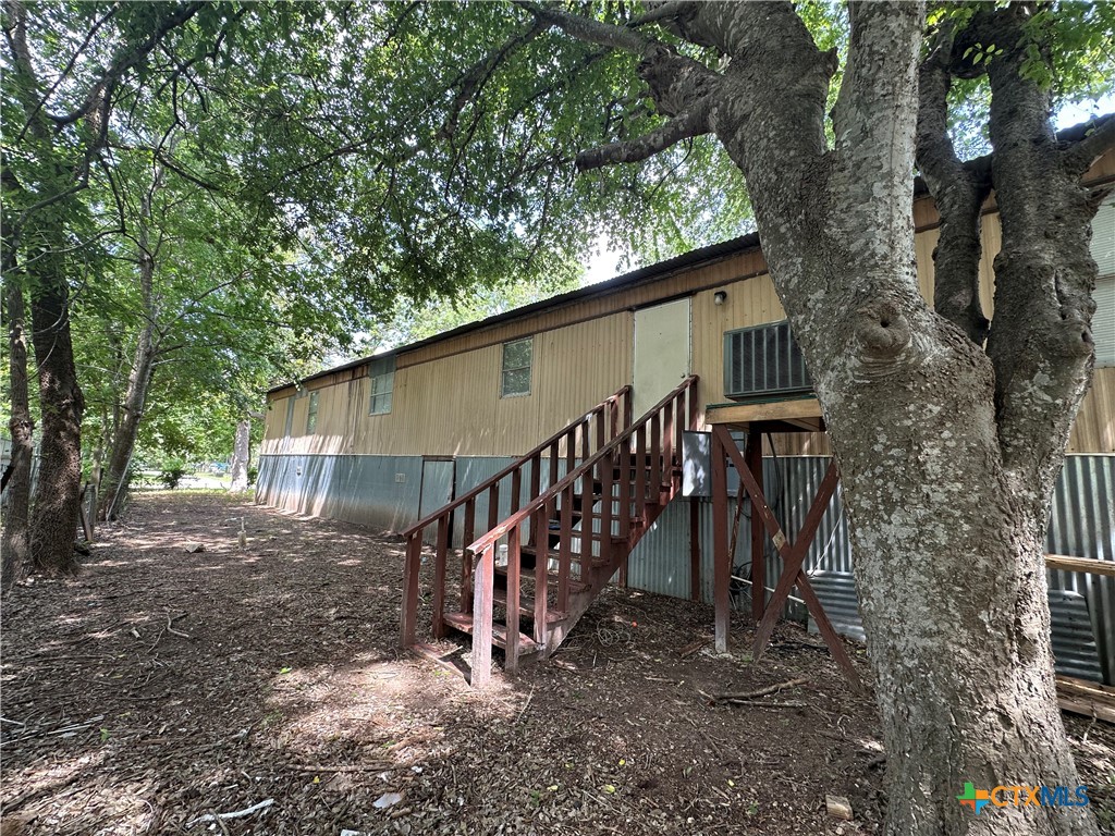 311 Meadow Lake Drive Property Photo 4