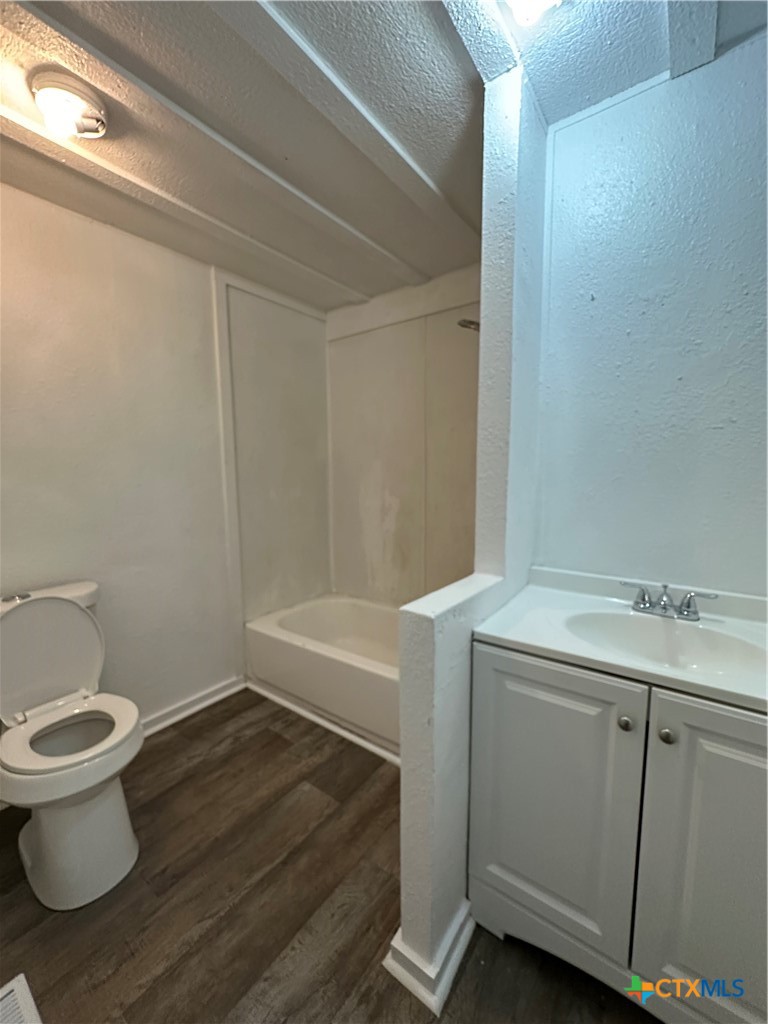 311 Meadow Lake Drive Property Photo 12