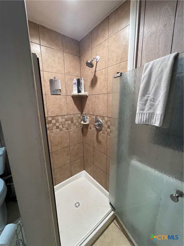 1221 Hallmark Property Photo 25