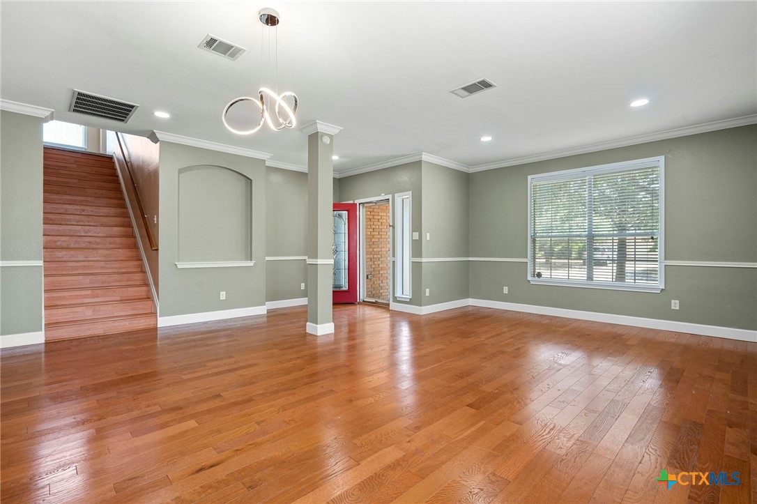 108 Colt Loop Property Photo 3