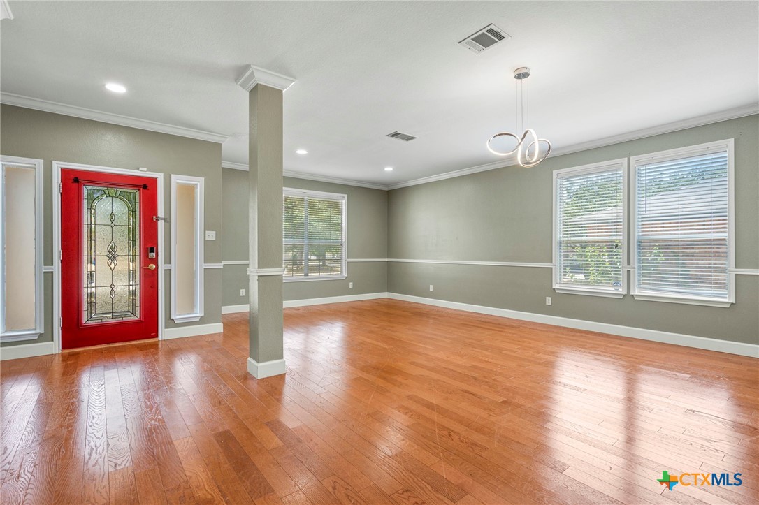 108 Colt Loop Property Photo 4